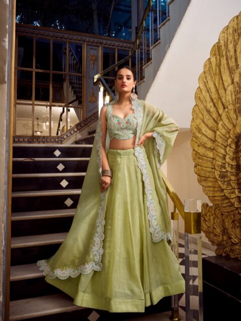 Lahenga Choli Set